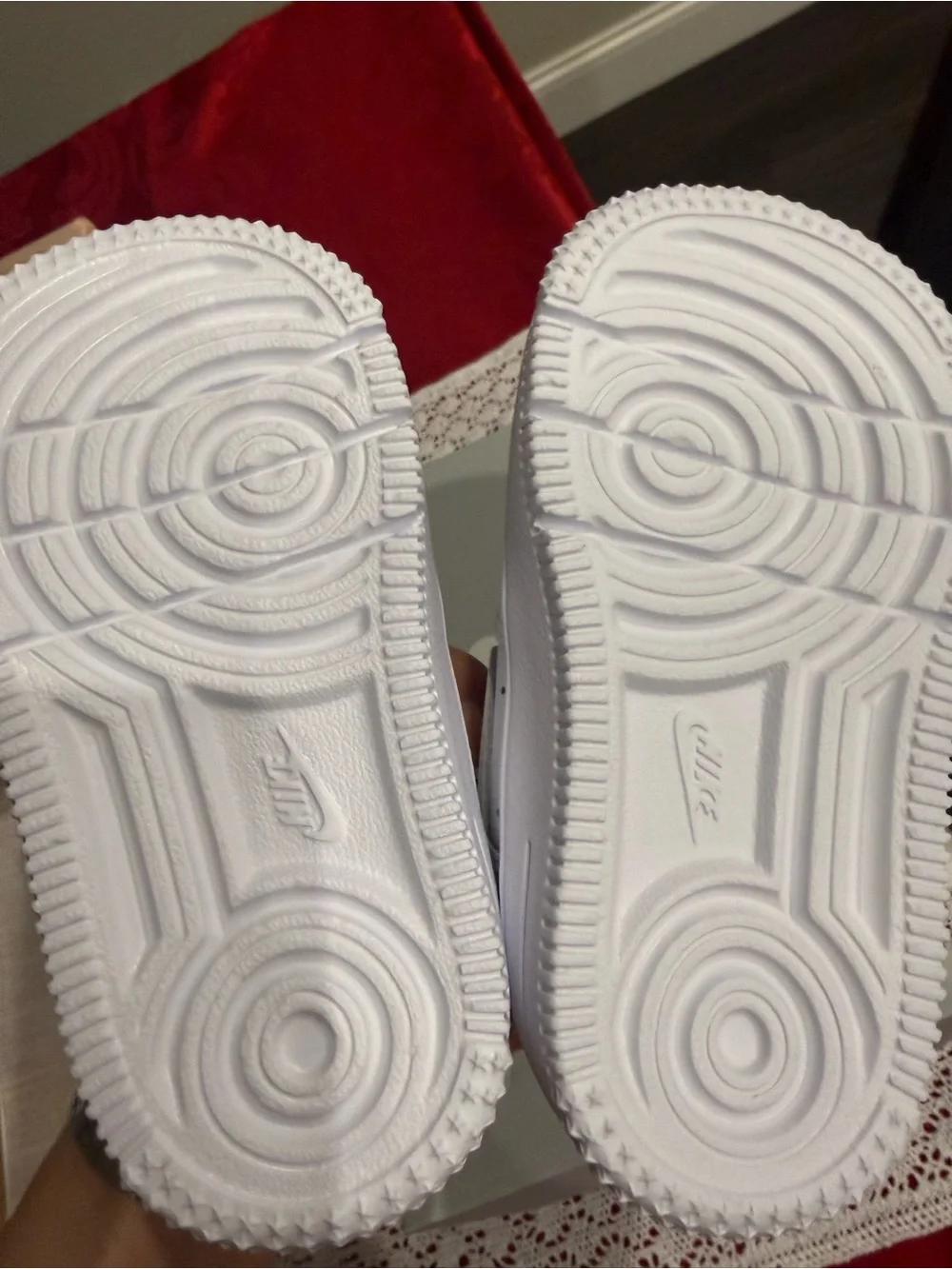 Nike Kids White Classic Sneakers with Lace-Up
